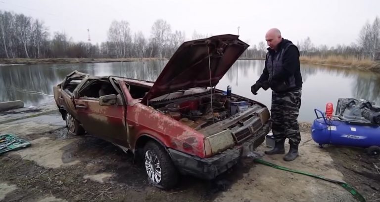 Starter en Lada Samara efter et halv år på bunden af en sø?