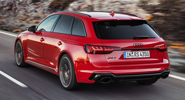 Audi facelifter RS4: Læder, alcantara og 450 hk