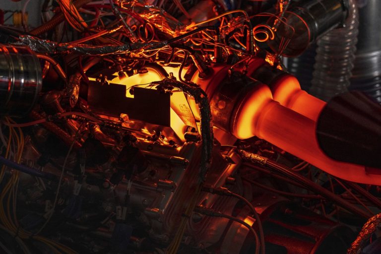 Aston Martin bygger vild V6’er med 1.000 hk