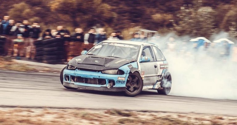 Cool Colt – ondt driftmissil med 4-liters Toyota-V8