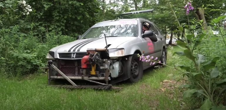 Honda Civic er den skøreste plæneklipper – se videoen her