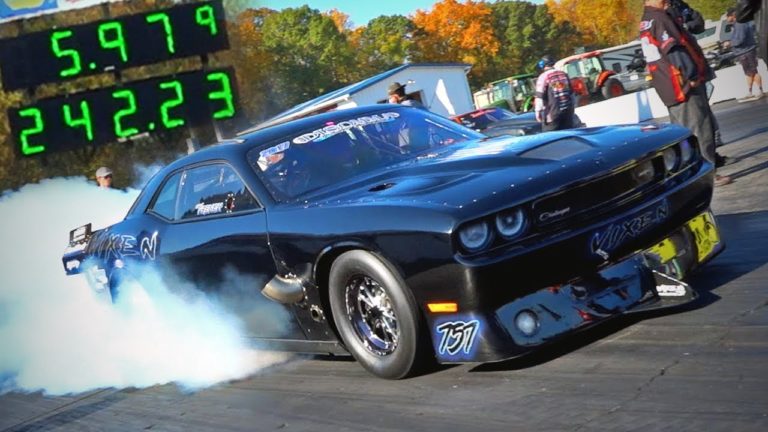 Vanvittig Challenger Hellcat kører 402 meter på 5.9 sekunder!