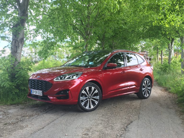 Danmarks mest solgte bil tilbagekaldt (IGEN) – kan bryde i brand