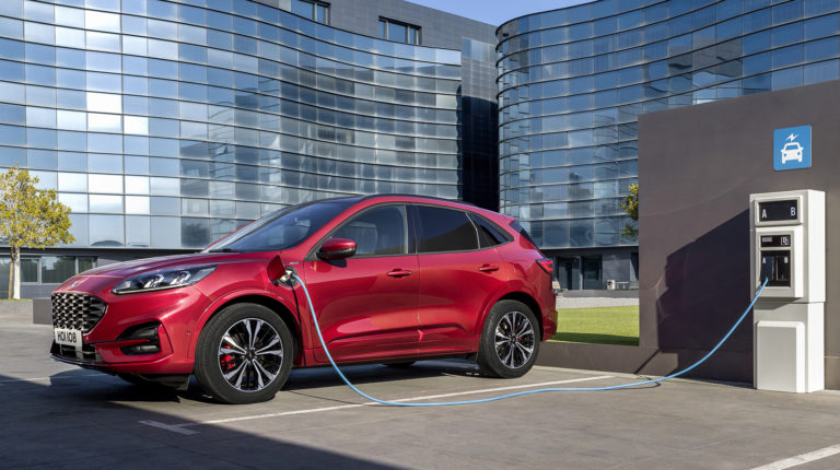 Populær Ford kan bryde i brand: Nu får ejerne kompensation