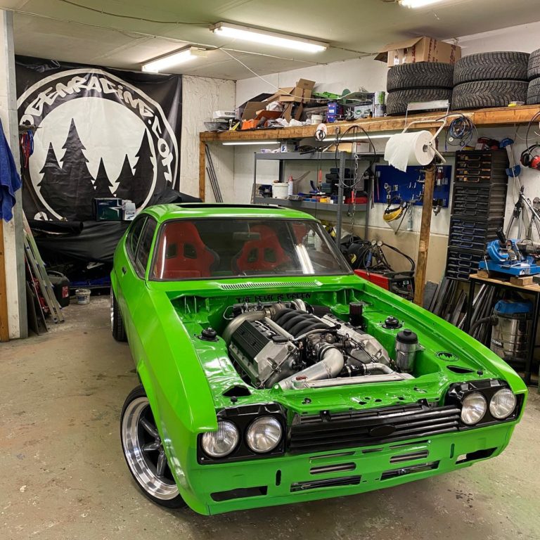 Vilde svenskere bygger Ford Capri med BMW-V8 og 600 hk