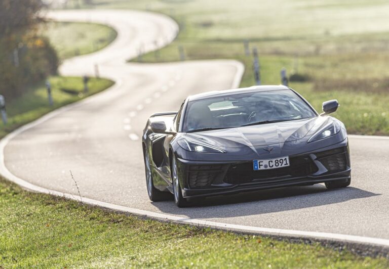 TEST: Den nye Corvette? Damn, den er feeeed!
