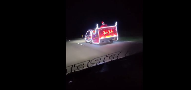 Dansker finder ‘Rudolf og julemanden’ på hjul