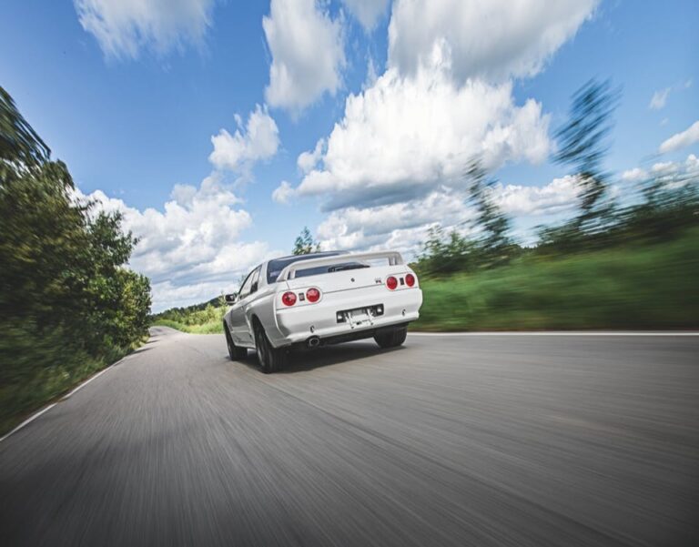 Nissan Skyline R32 GT-R