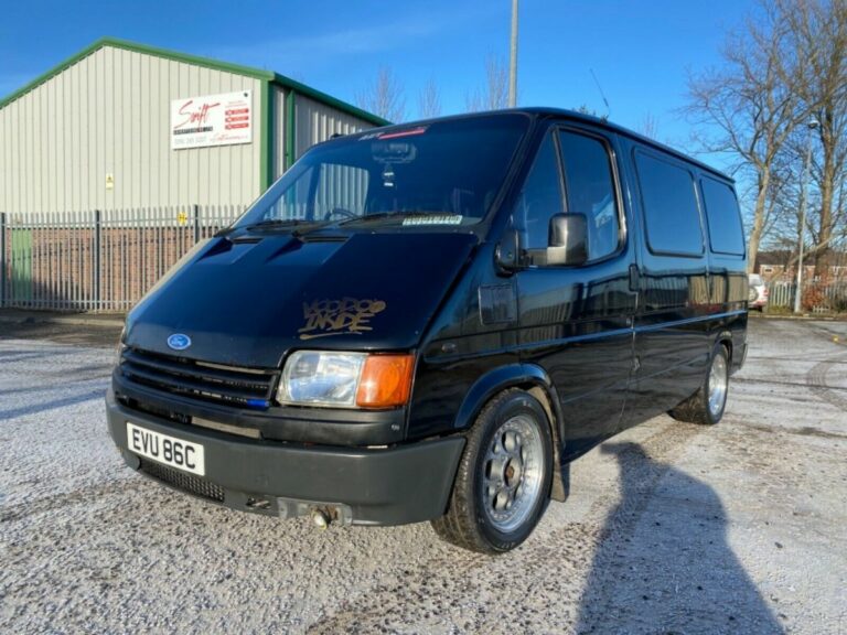 Derfor har denne gamle Ford Transit 374 hk