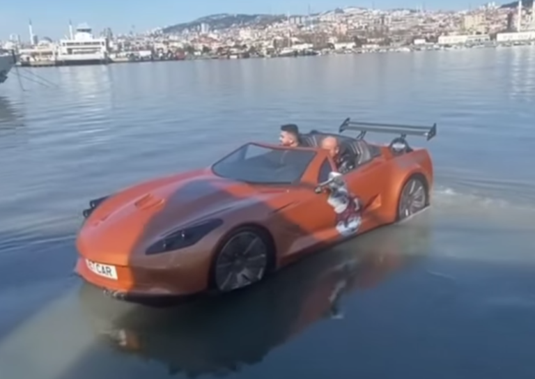 Corvette C7 Boat