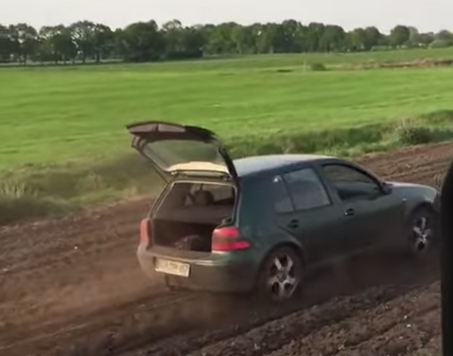 Golf IV plowing field