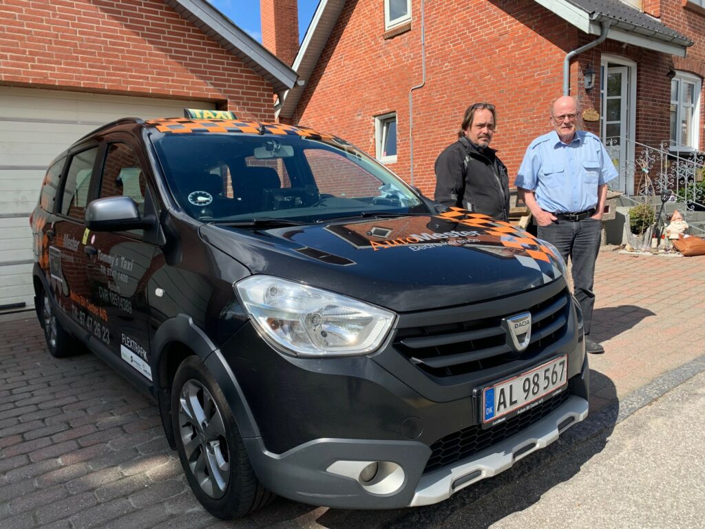 16 gange rundt om jorden i en Dacia