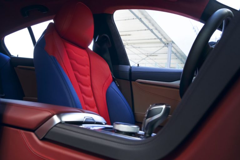 Særlig BMW hylder superhelte