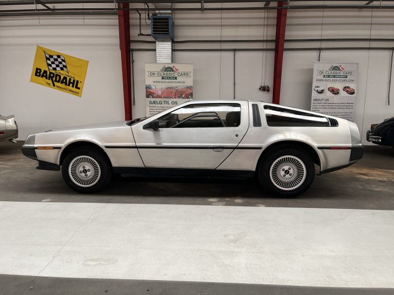 DeLorean til salg