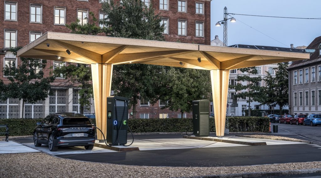 Clever til bilmessen Auto Show i Odense