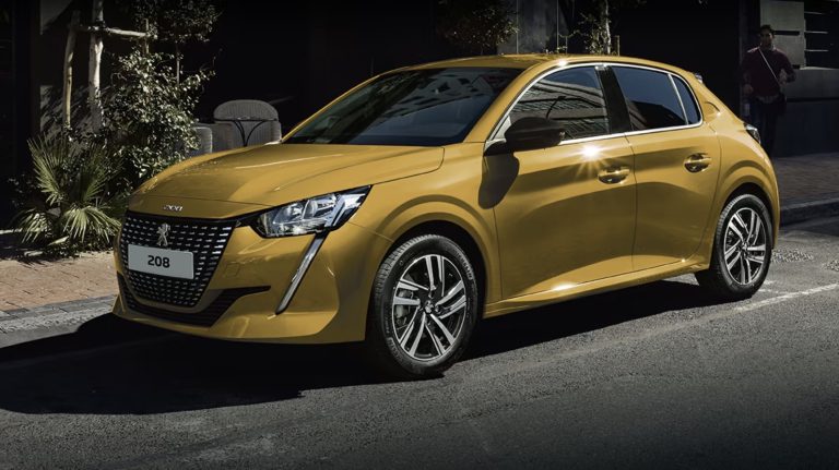 DEBAT: Daniel vil forbyde store biler - "Må ikke være større end en Peugeot 208"