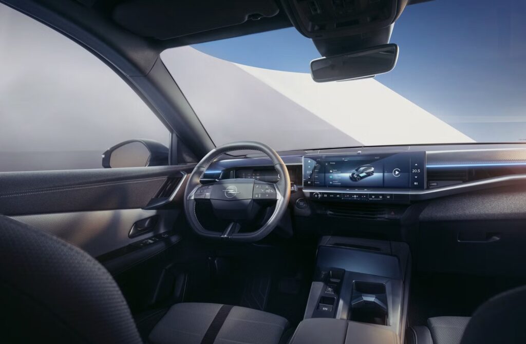 Opel præsenterer helt ny topmodel - se billederne her Opel præsenterer helt ny topmodel - se billederne her