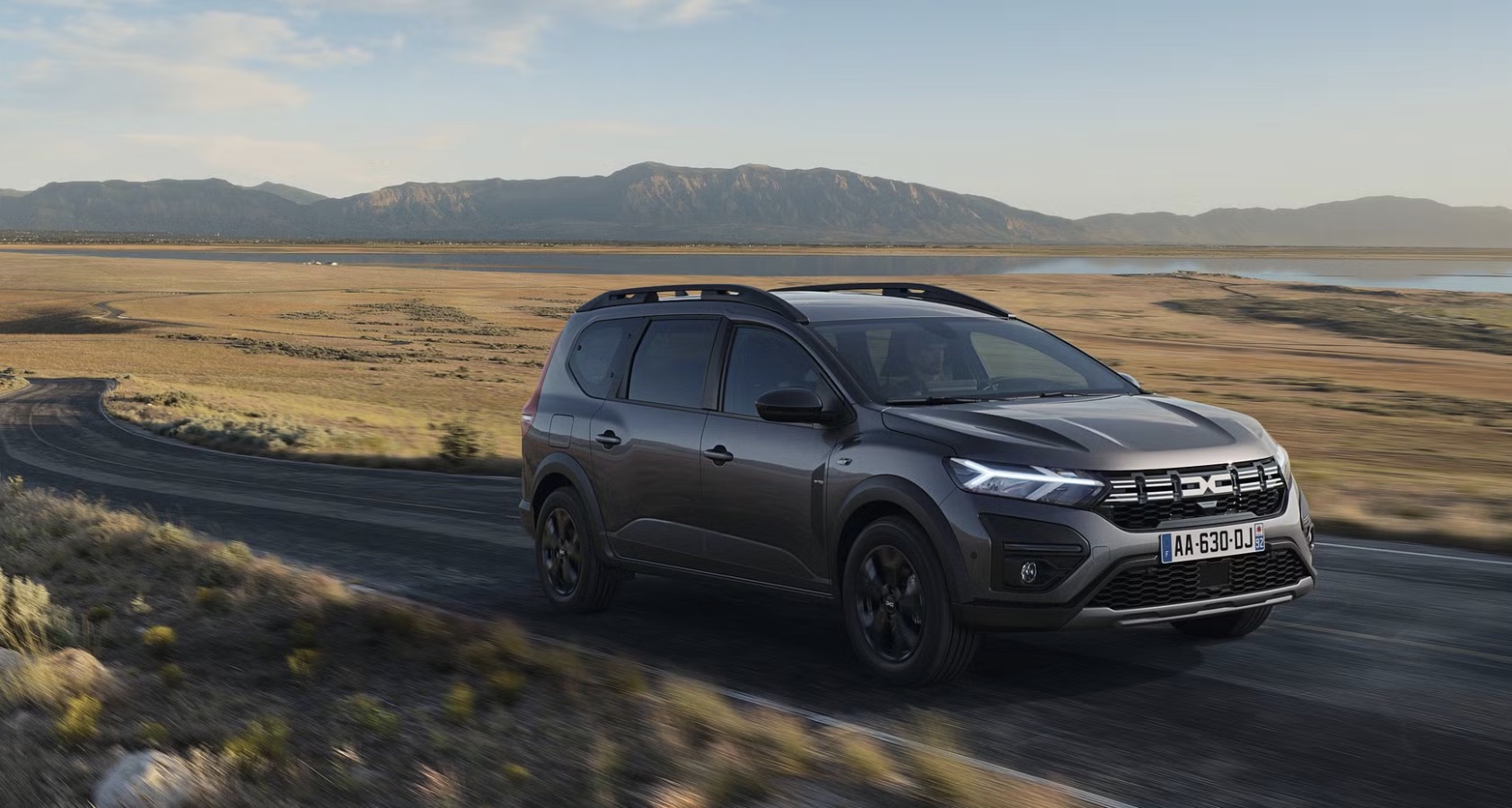 Dacia Jogger kommer til Danmark som hybrid Dacia Jogger kommer til danmark som hybrid