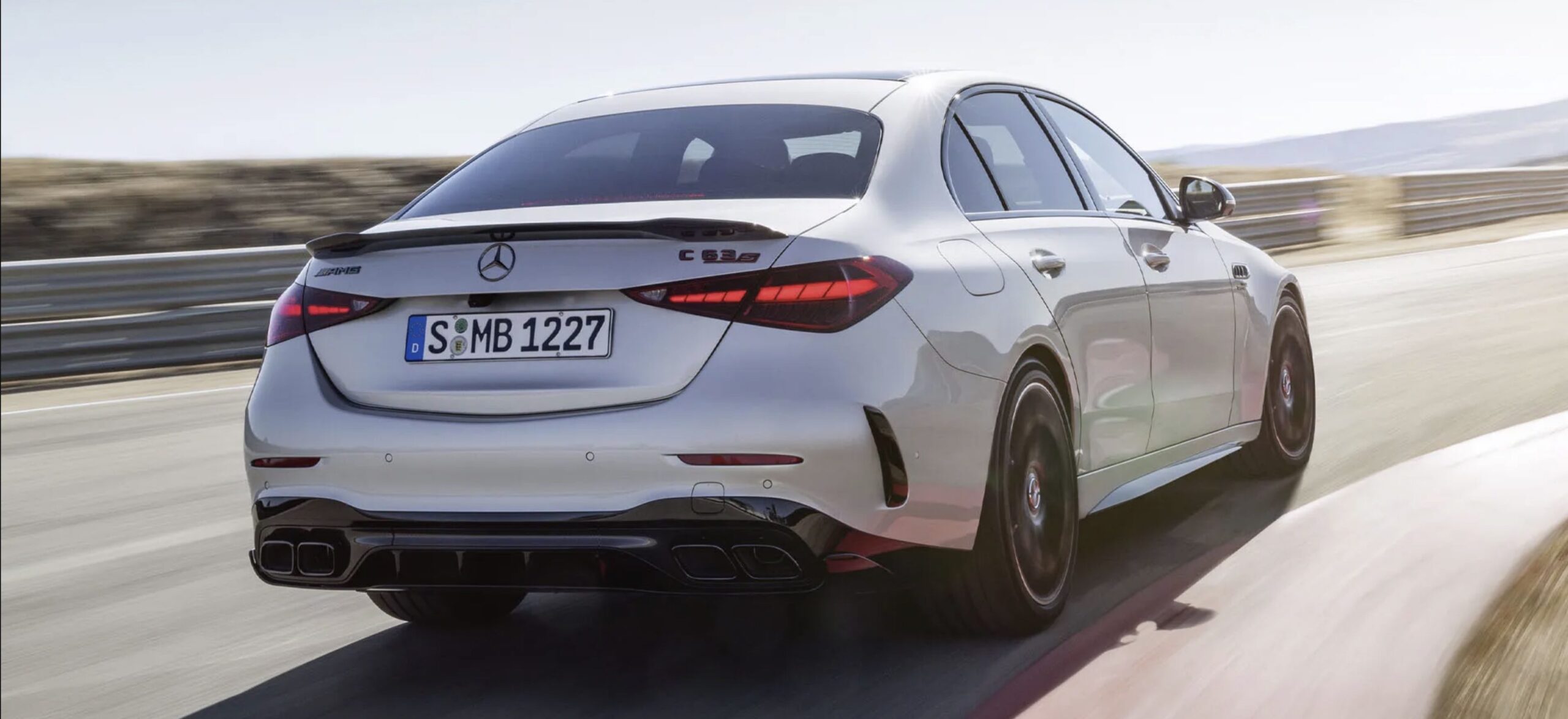 AMG dropper 4-cylindret motor fordi ingen køber den