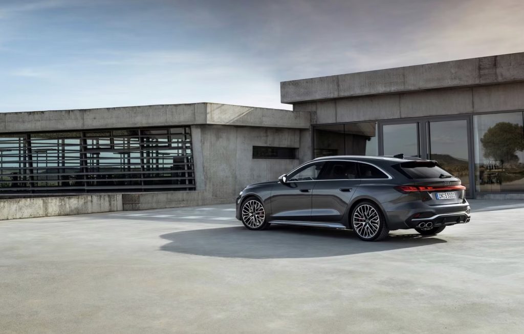 Den nye Audi A5 med TFSI er nu klar til bestilling i Danmark Den nye Audi A5 med TFSI er nu klar til bestilling i Danmark