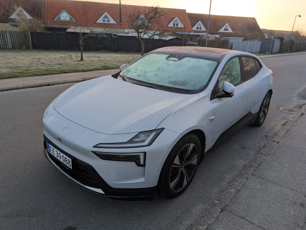 Polestar 4-anmeldelse: Flot forsøg der snubler i fejl Polestar 4-anmeldelse: Det halter ALT for meget