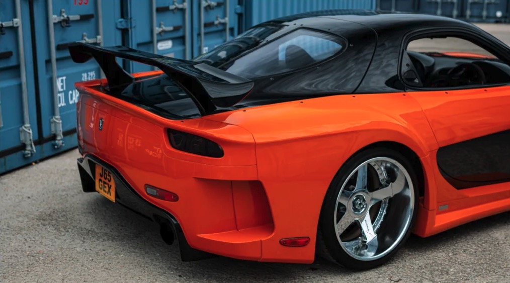 Berømt Mazda RX-7 solgt absurd millionbeløb Berømt Mazda RX-7 solgt absurd millionbeløb