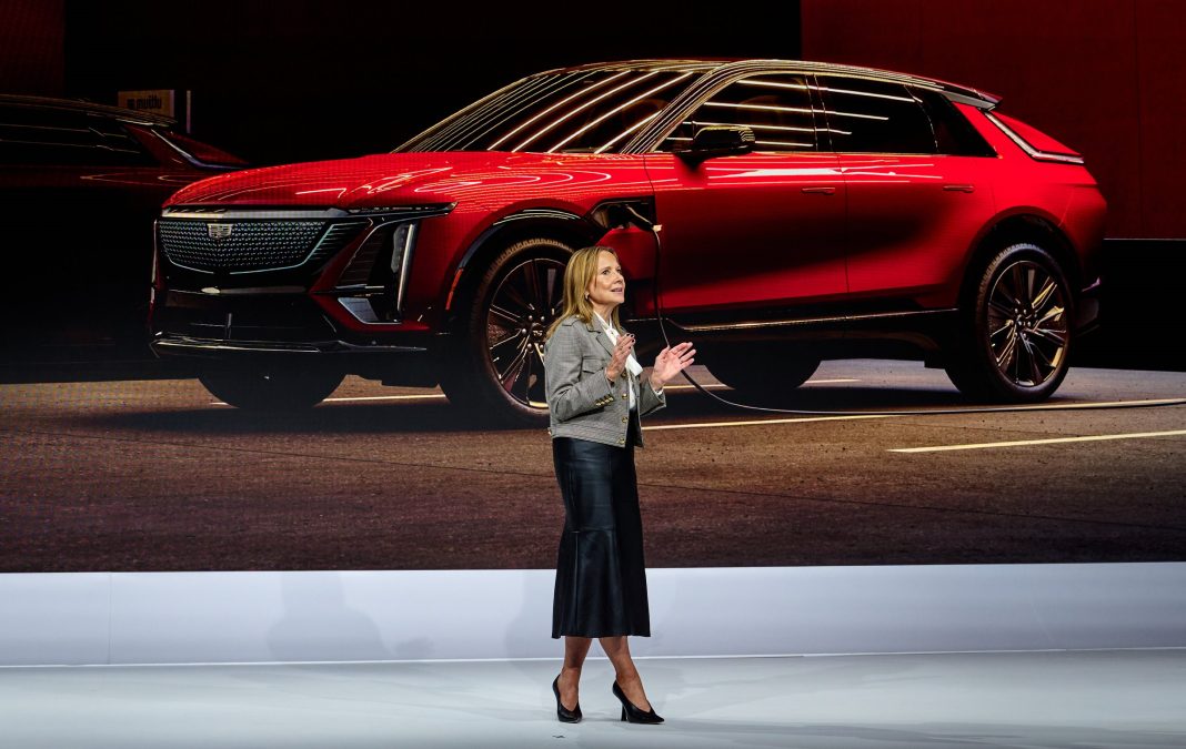 Bilchef lover: Elbiler bliver mindst 33% billigere