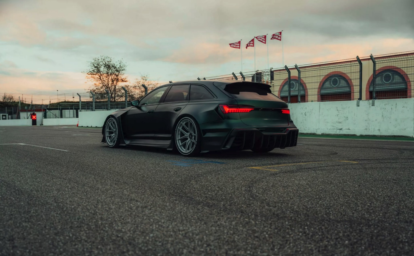 Audi RS 6 får 1.100 hestekræfter og topfart på 350 km/t Audi RS 6 har nu 1.100 hestekræfter