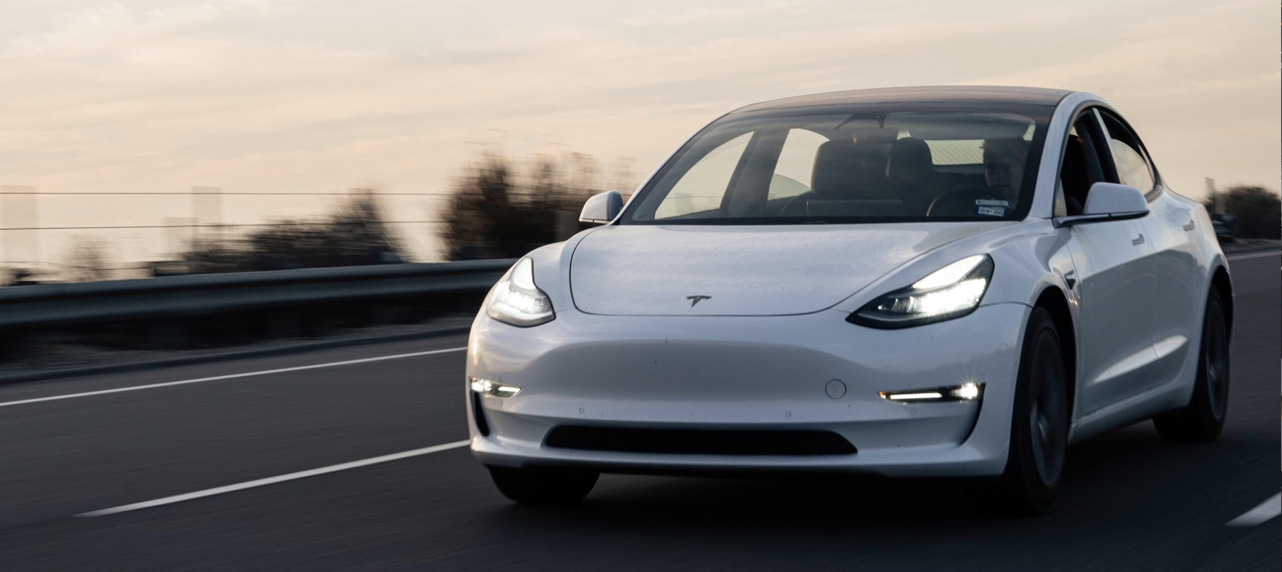 Tesla spiser dæk som intet andet bilmærke