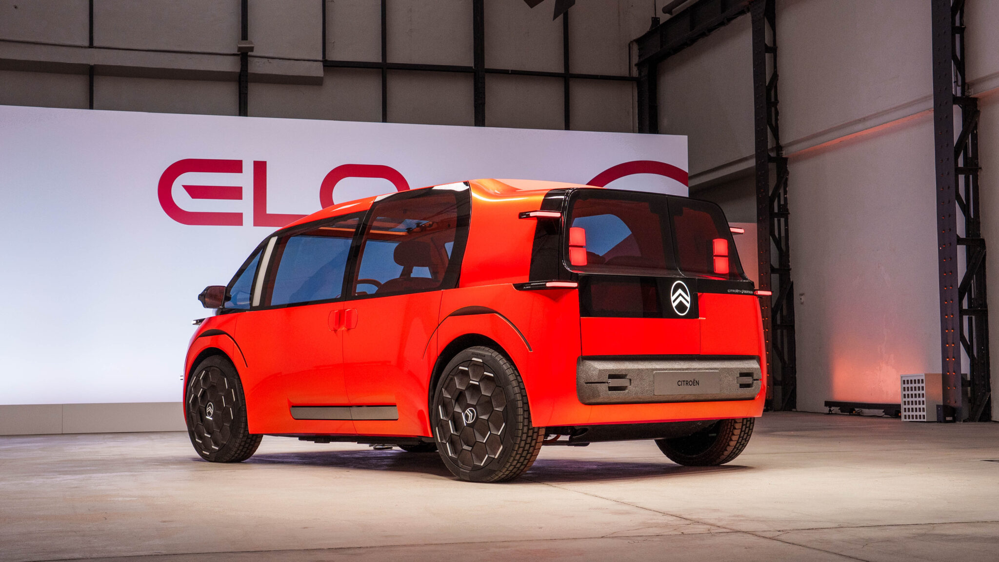 Citroën afslører skør minibil med McLaren-træk Citroën afslører skør minibil med McLaren-træk