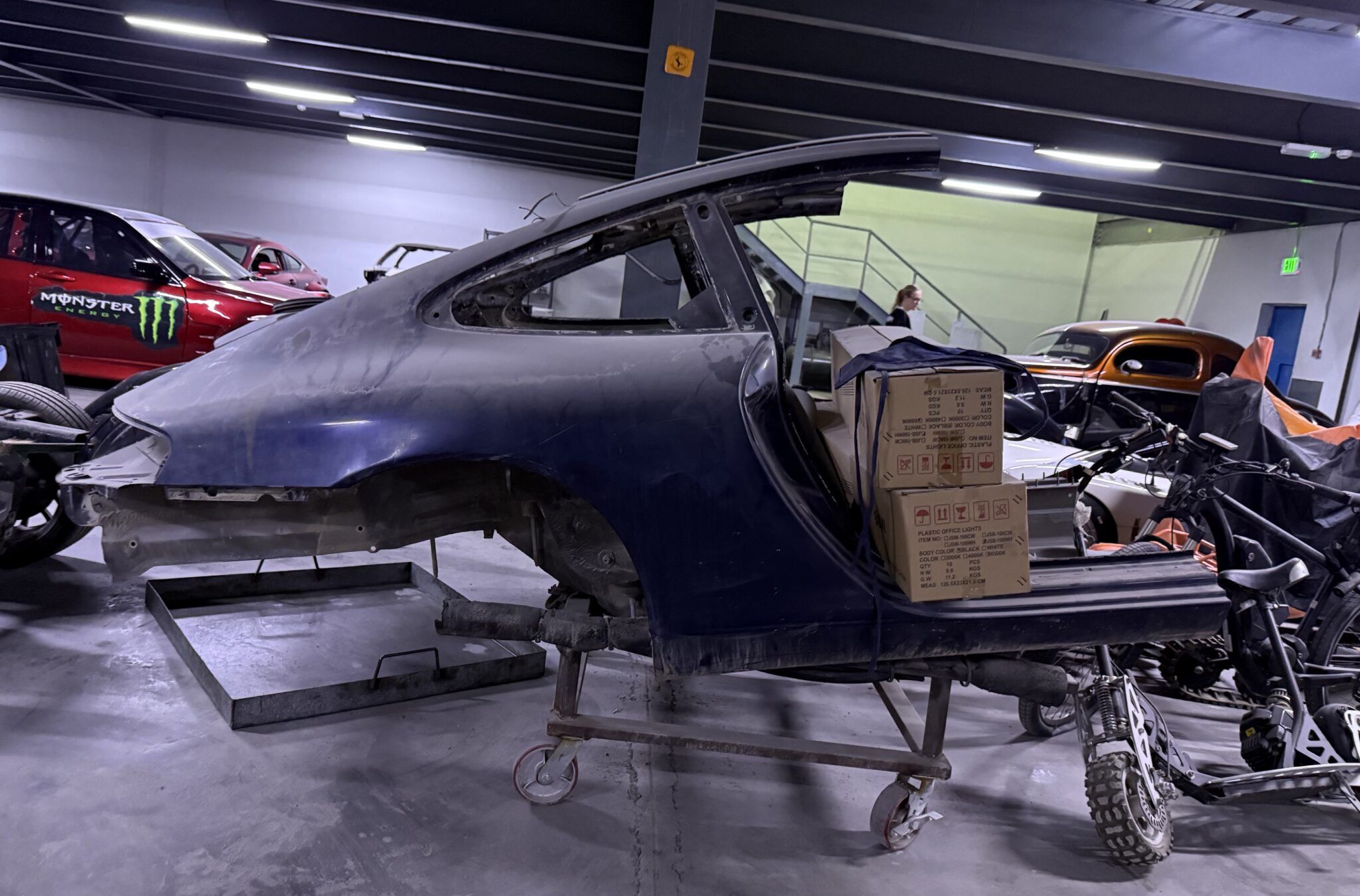 Boosted i Dubai: Sultanen åbner dørene til verdens fedeste driftværksted Boosted i Dubai: Sultanen åbner dørene til verdens fedeste driftværksted