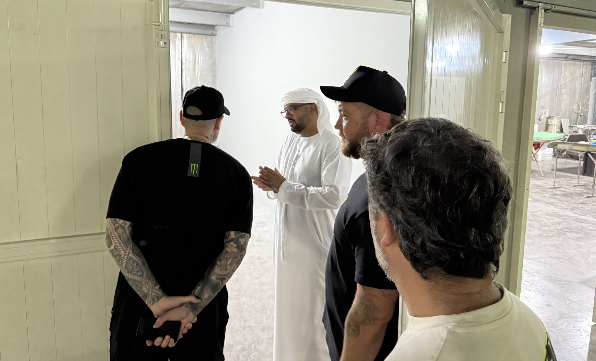 Boosted i Dubai: Sultanen åbner dørene til verdens fedeste driftværksted Boosted i Dubai: Sultanen åbner dørene til verdens fedeste driftværksted