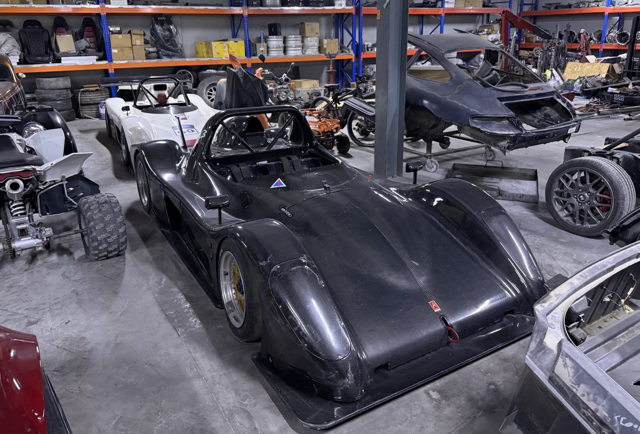 Boosted i Dubai: Sultanen åbner dørene til verdens fedeste driftværksted Boosted i Dubai: Sultanen åbner dørene til verdens fedeste driftværksted