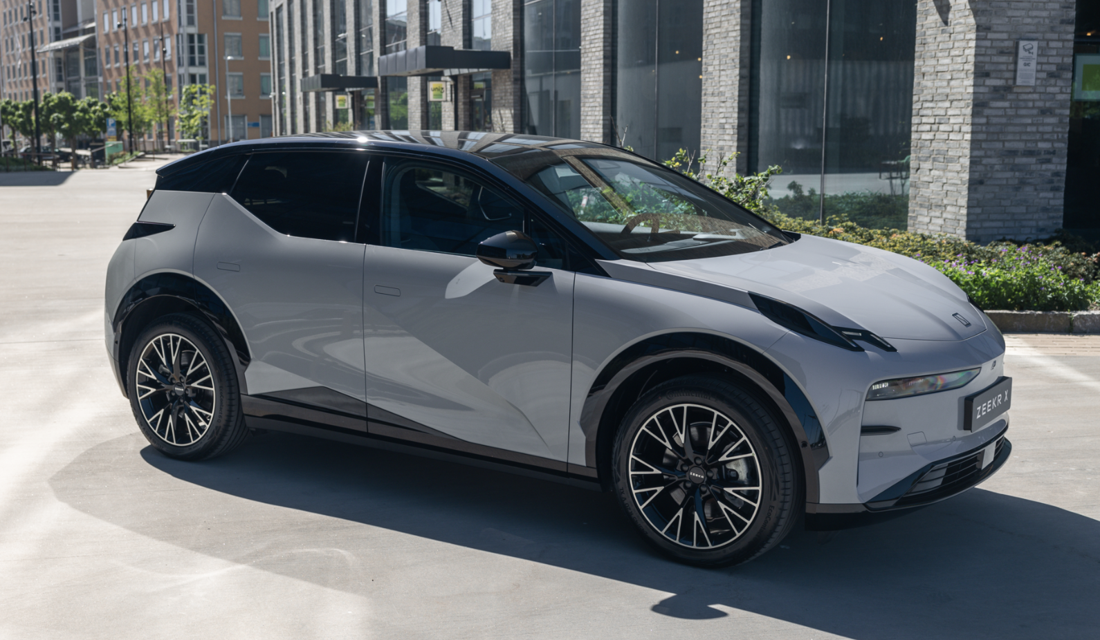 Nyt år, nye priser: Zeekr skærer op til 50.000 kr. i Danmark