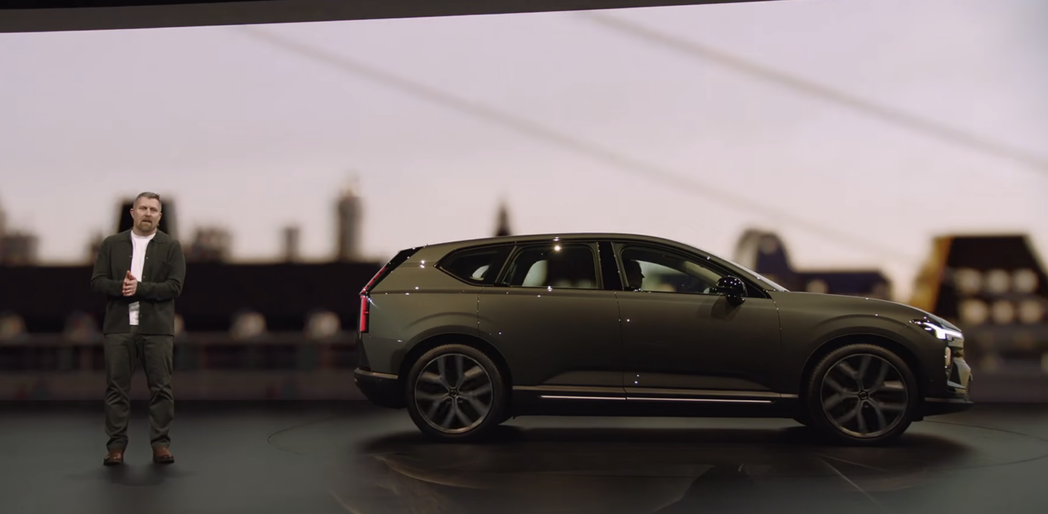 HER ER DEN: Se alle billederne af den nye Volvo EX60