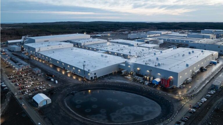Volvo trodser kritik: Bygger batterifabrik i Mariestad