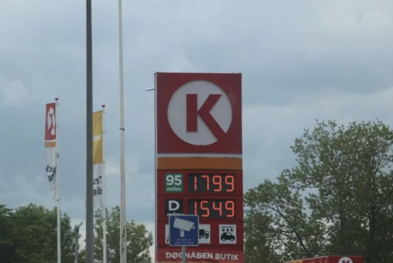 Energiminister: Benzinprisen rammer 20 kr. igen