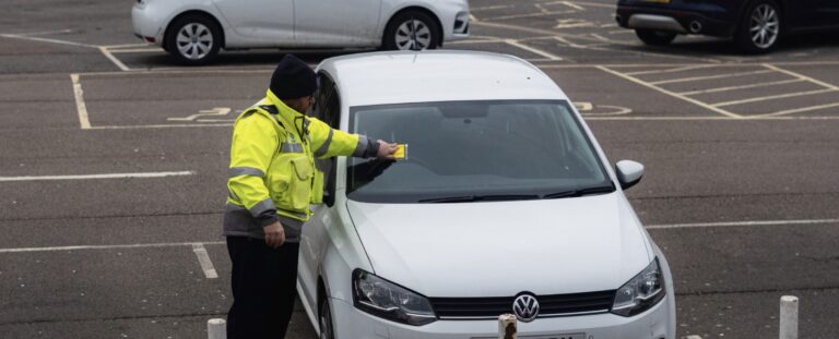 Borgerforslag mod parkeringsselskaber får 50.000 underskrifter