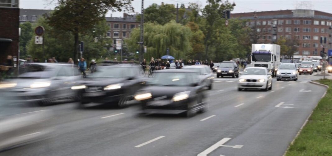 FDM advarer: Politikerne skjuler ny bilafgift til efter valget