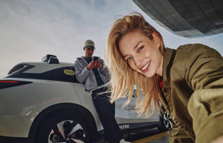 Robotaxier er nu virkelighed i Europa – altså næsten…